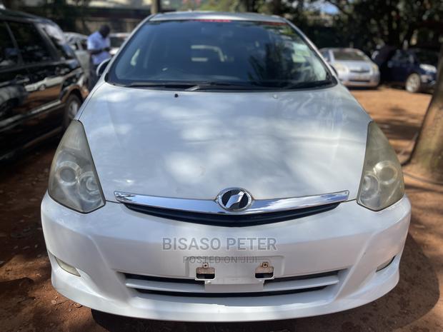 Toyota Wish 2007 White