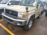 Toyota Land Cruiser 4.0 V6 DLX 2015 Yellow for sale