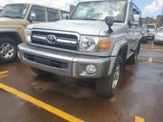 Toyota Land Cruiser 4.0 V6 DSL 2015 Gray for sale