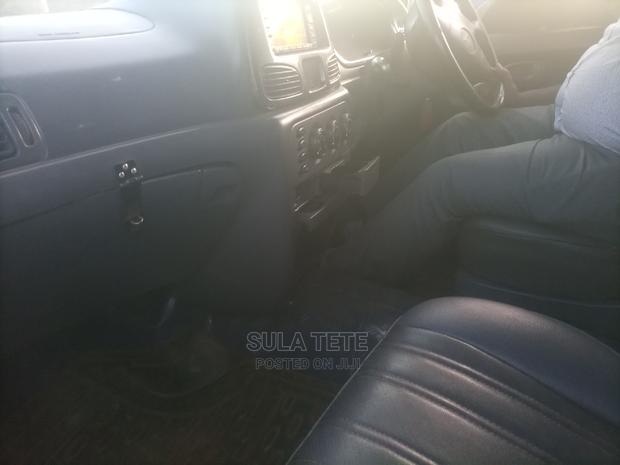 Toyota Noah 2.0 AWD (8 Seater) 2001 Silver