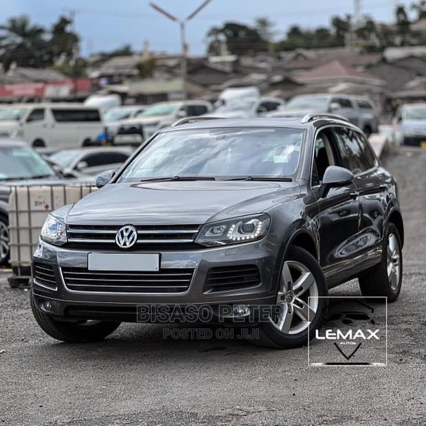 Volkswagen Touareg Hybrid 2011 Silver