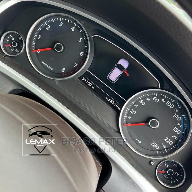 Volkswagen Touareg Hybrid 2011 Silver