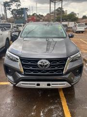 Toyota Fortuner 2022 Gray for sale