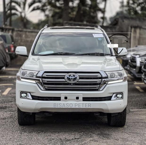 Toyota Land Cruiser 4.5 V8 DLX 2014 White