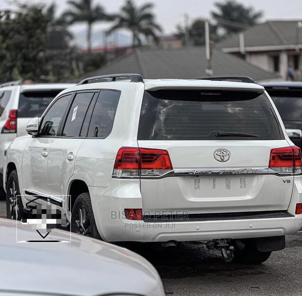 Toyota Land Cruiser 4.5 V8 DLX 2014 White