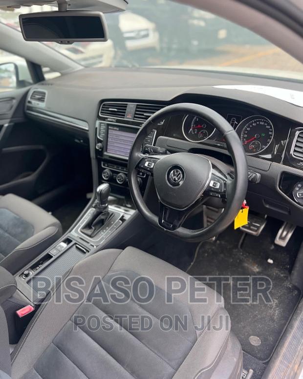 Volkswagen Golf 2014 White