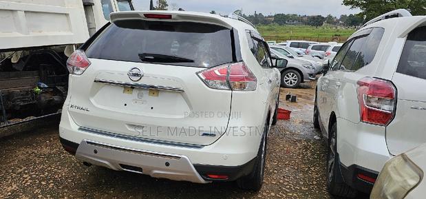 Nissan X-Trail 2015 White