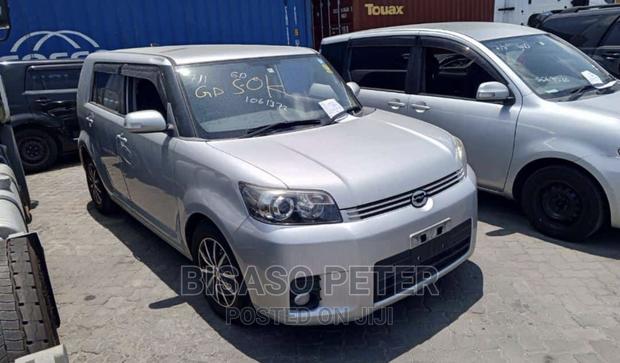 Toyota Corolla Rumion 2009 Silver