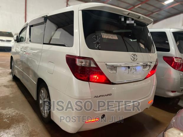 Toyota Alphard 2008 White