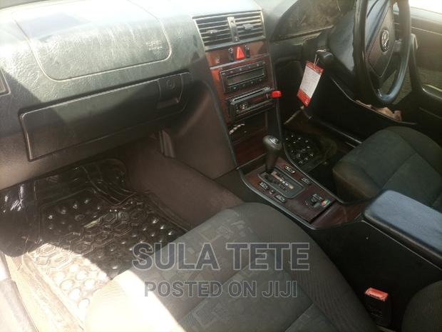 Mercedes-Benz C200 1998 Silver