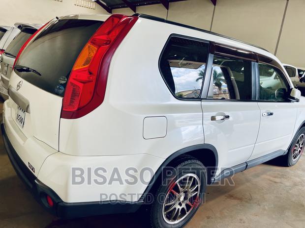Nissan X-Trail 2.0 Automatic 2008 White