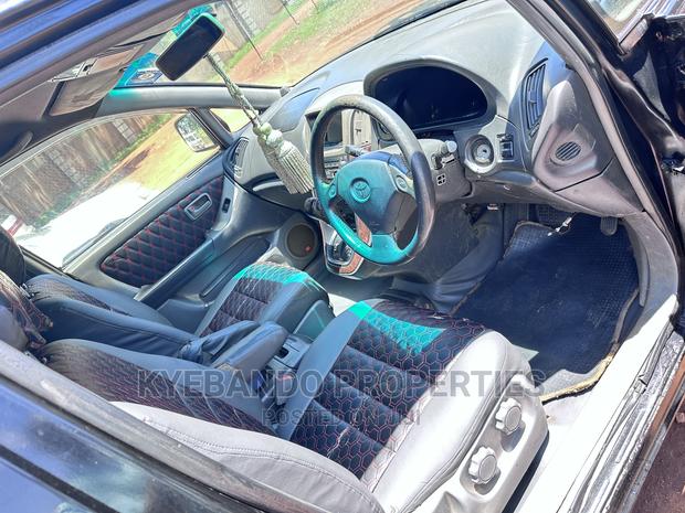 Toyota Harrier 3.0 V6 1999 Black