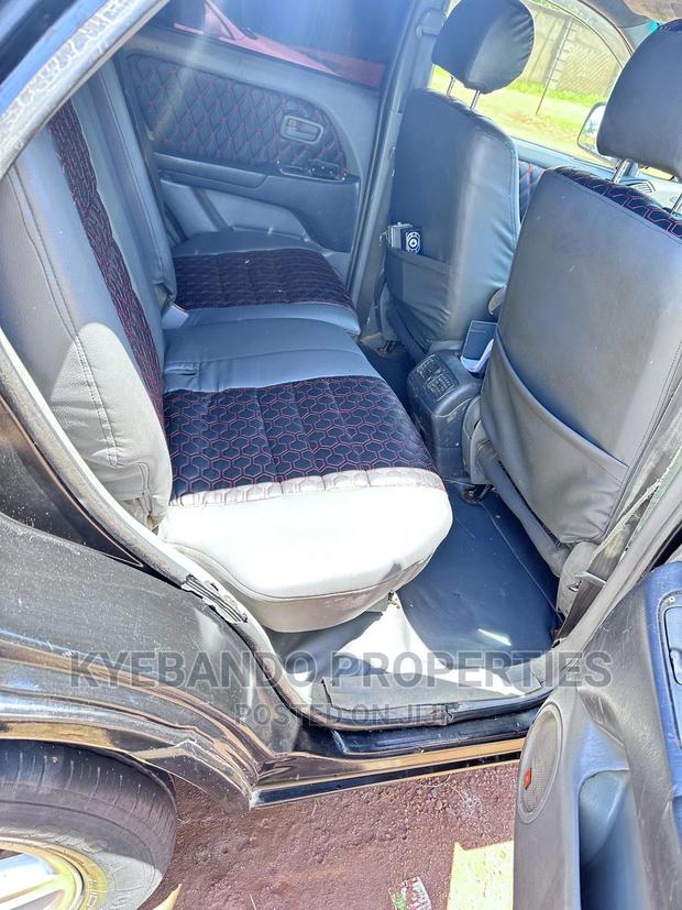 Toyota Harrier 3.0 V6 1999 Black