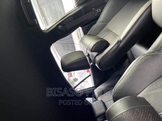 Toyota Harrier 2.5 Hybrid 4WD 2014 Black