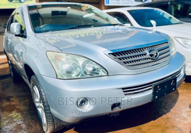 Toyota Harrier 3.3 Hybrid 4WD 2011 Silver
