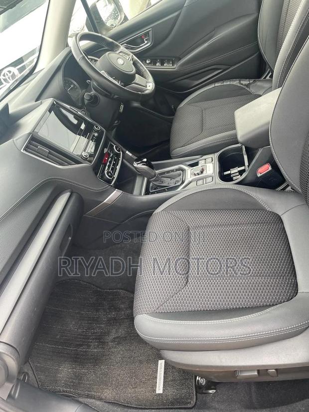 Subaru Forester 2.0XT Premium AWD 2017 White