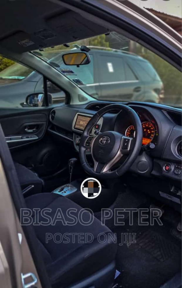 Toyota Vitz 1.3 AWD 3dr 2014 Gold
