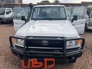 Toyota Land Cruiser 2017 White for sale