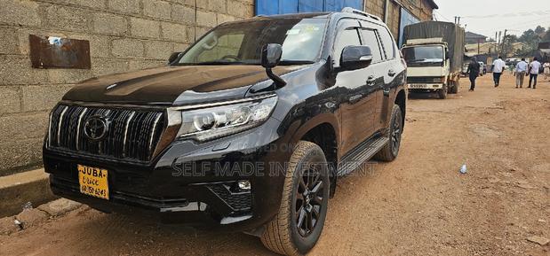 Toyota Land Cruiser Prado 2020 Black