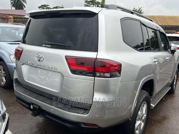 New Toyota Land Cruiser 2023 Silver