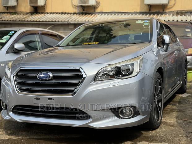 Subaru Legacy 2015 Silver
