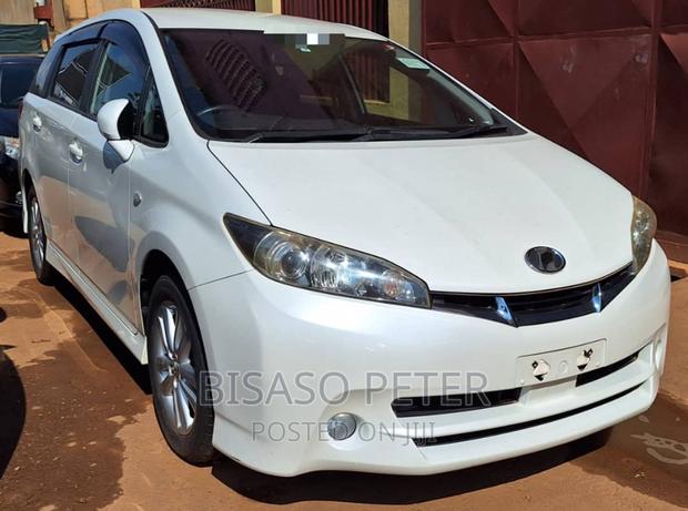 Toyota Wish 2010 White