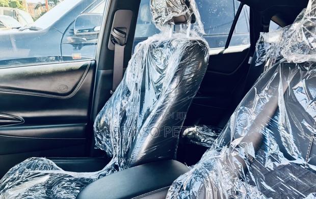 Toyota Harrier 2.0 2018 Silver