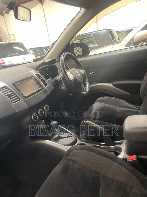 Mitsubishi Outlander 2.4 2009 Gray