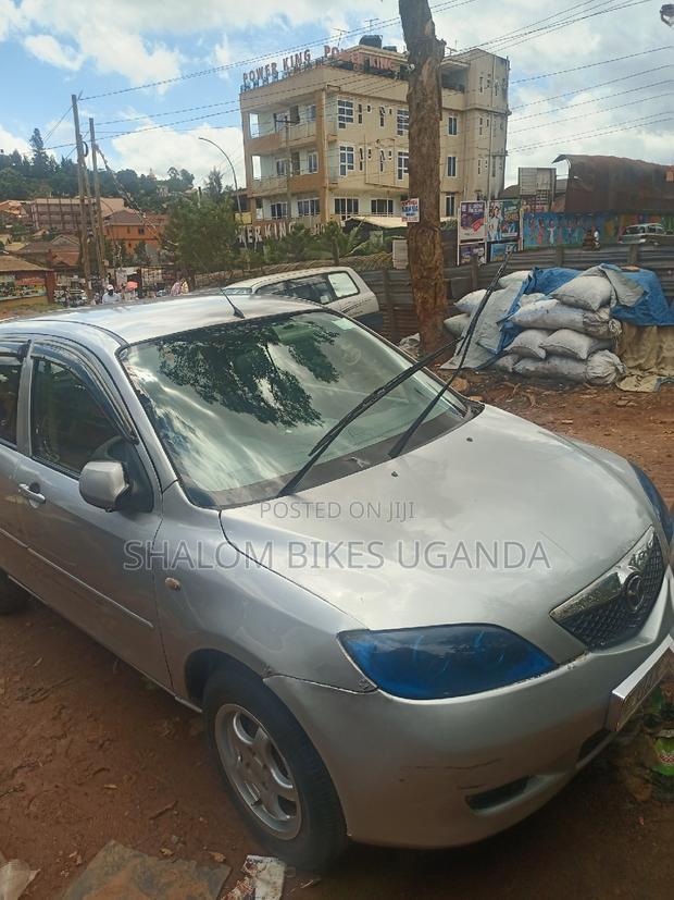 Mazda Demio 2004 Silver
