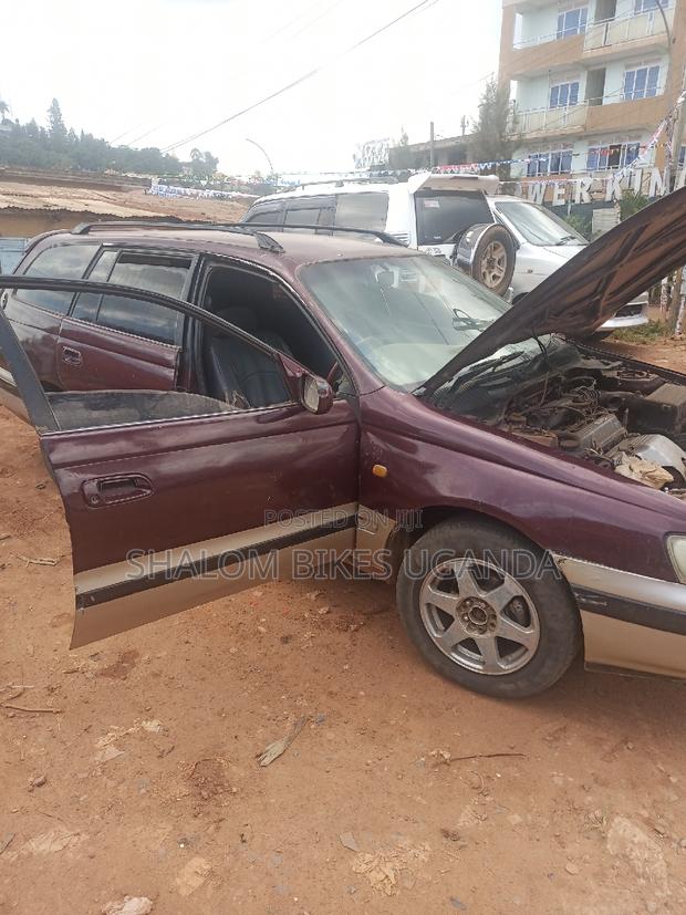 Toyota Caldina 2003 Burgundy