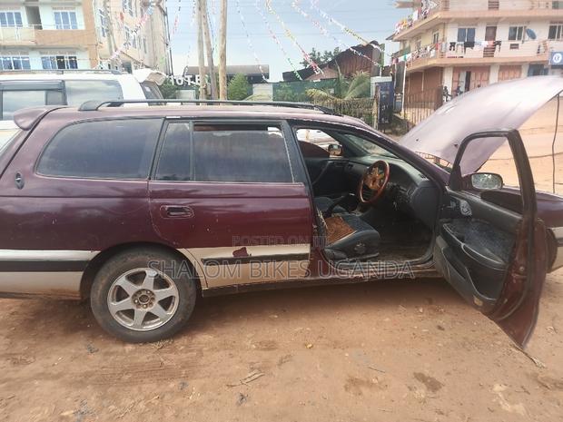 Toyota Caldina 2003 Burgundy