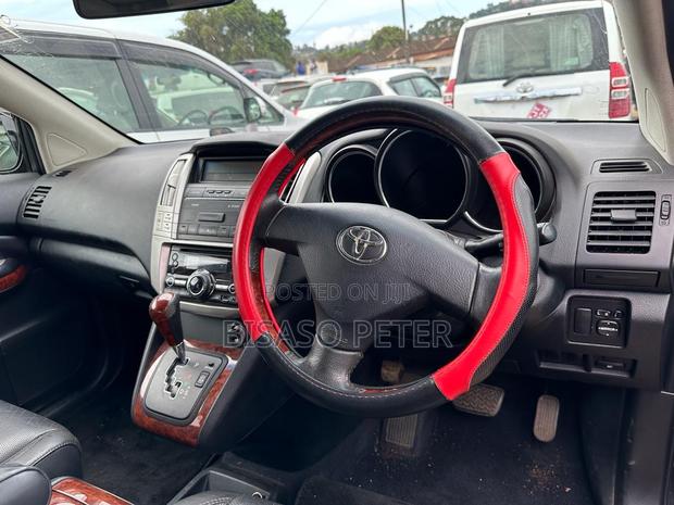 Toyota Harrier 2.4 2011 Black