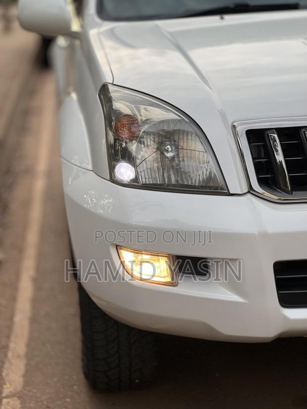 Toyota Land Cruiser Prado 2008 White