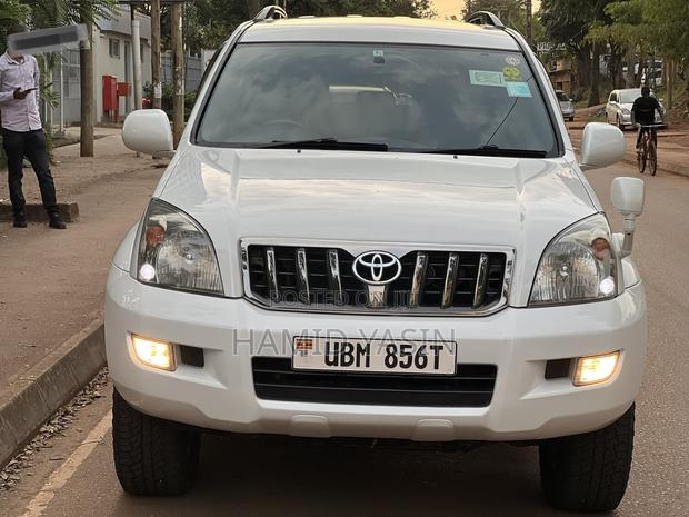 Toyota Land Cruiser Prado 2008 White