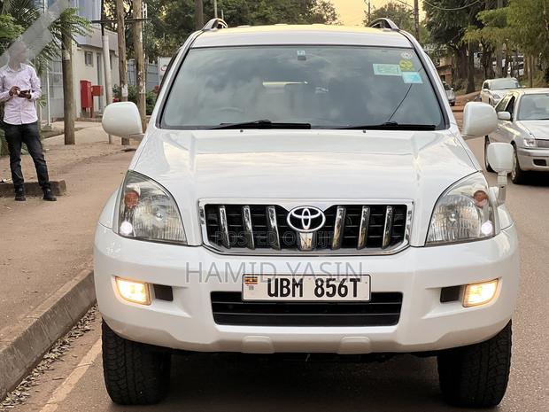 Toyota Land Cruiser Prado 2008 White