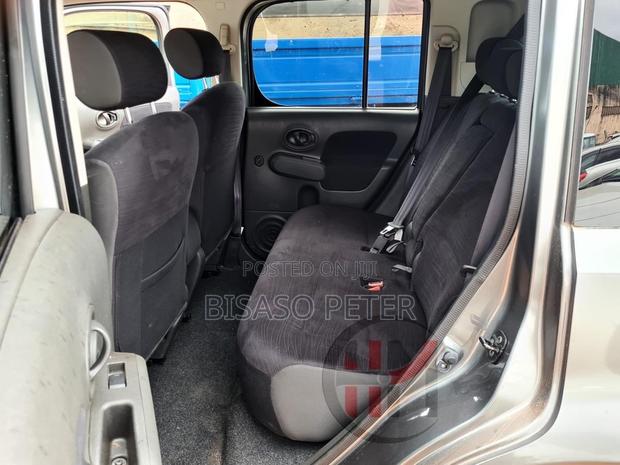 Nissan Cube 1.8 2011 Gray