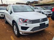 Volkswagen Touareg TDI Executive AWD 4MOTION 2015 White for sale