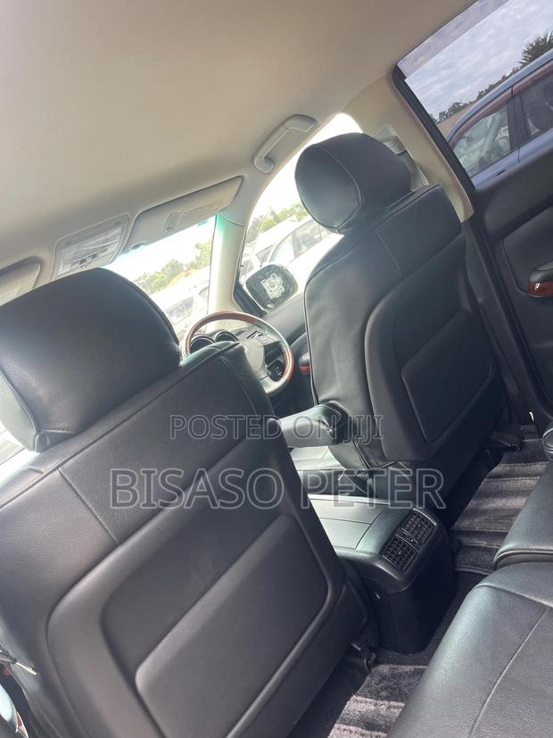 Toyota Harrier 2.4 2011 White