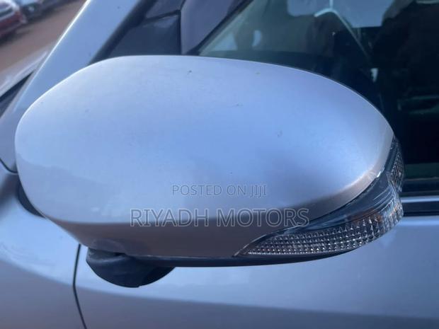 Toyota Premio 1.8 FWD 2017 Silver