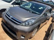 Toyota ISIS 1.8 Platana 2WD 2011 Gray for sale