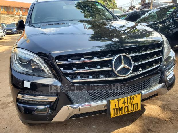 Mercedes-Benz E350 2014 Black