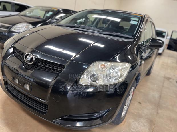 Toyota Auris 2009 Black