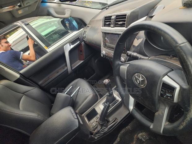 Toyota Land Cruiser Prado 2.8 D-4D 2015 Gray
