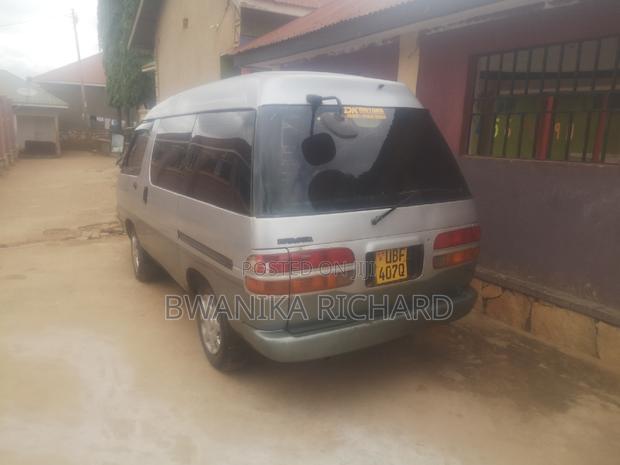 Toyota TownAce 1995 Silver