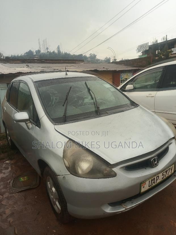 Honda Fit 2003 Gray