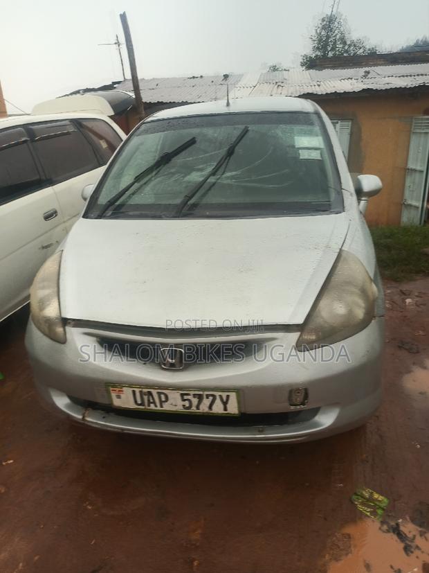 Honda Fit 2003 Gray