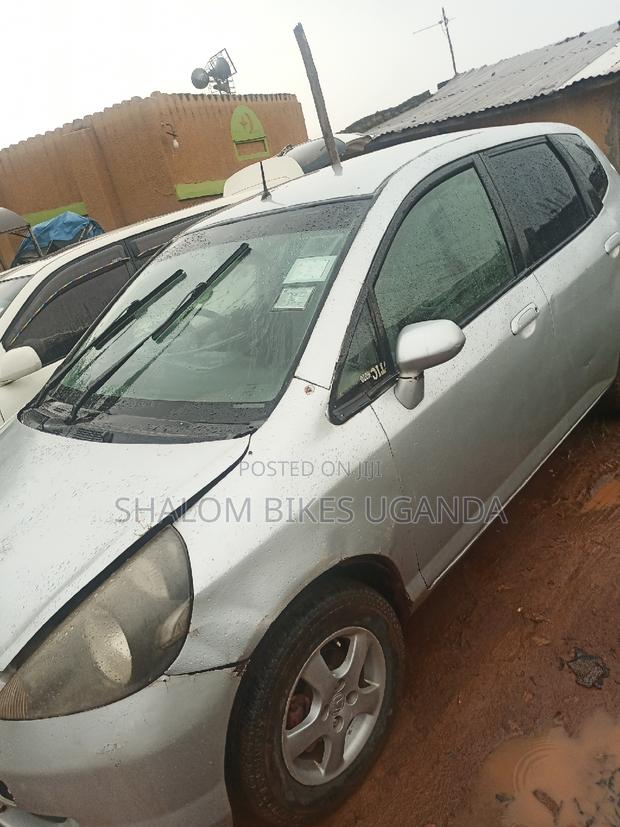 Honda Fit 2003 Gray