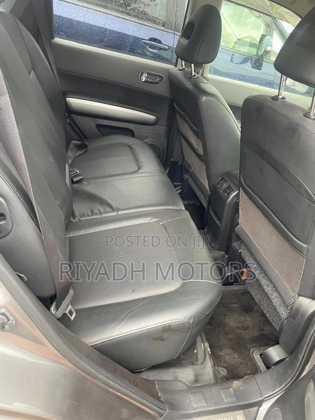 Nissan X-Trail 2.0 Petrol XE 2010 Gray