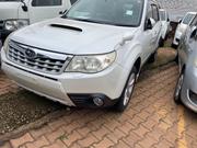 Subaru Forester 2.0D X 2010 White for sale