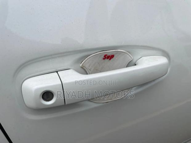 Toyota Land Cruiser Prado 2.8 2021 White